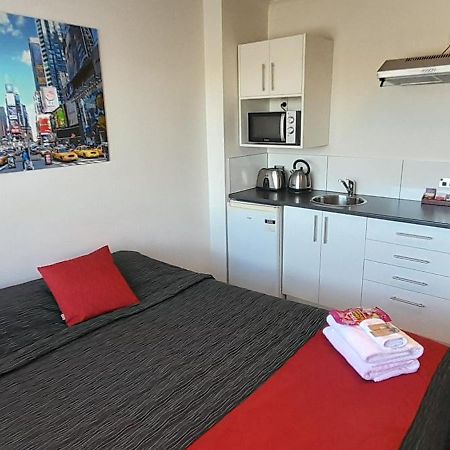 The Hibernian Studio Apartments - 4 Latter Street Timaru Zewnętrze zdjęcie